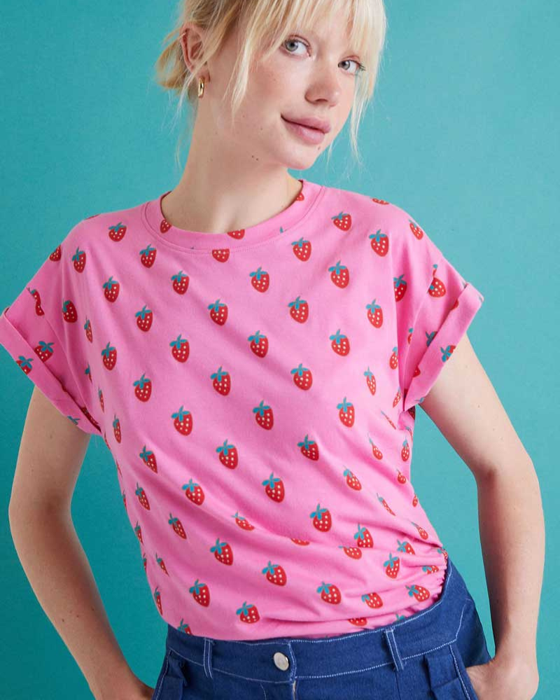 Strawberry Print Round Neck T-Shirt