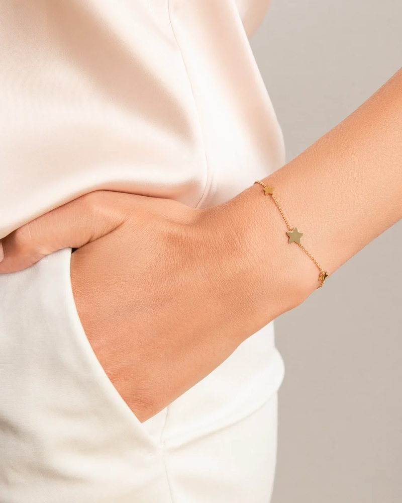 Keira Gold Plated Star Clasp Bracelet