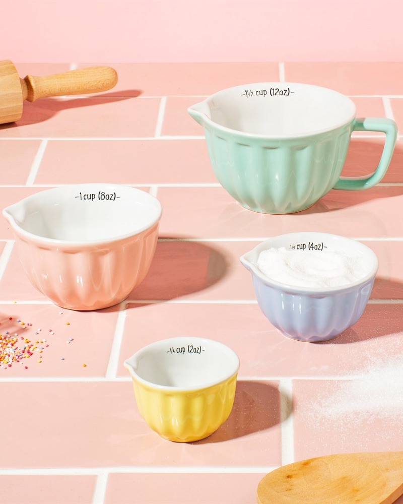 Retro Pastel Measuring Cups (Set of 4)