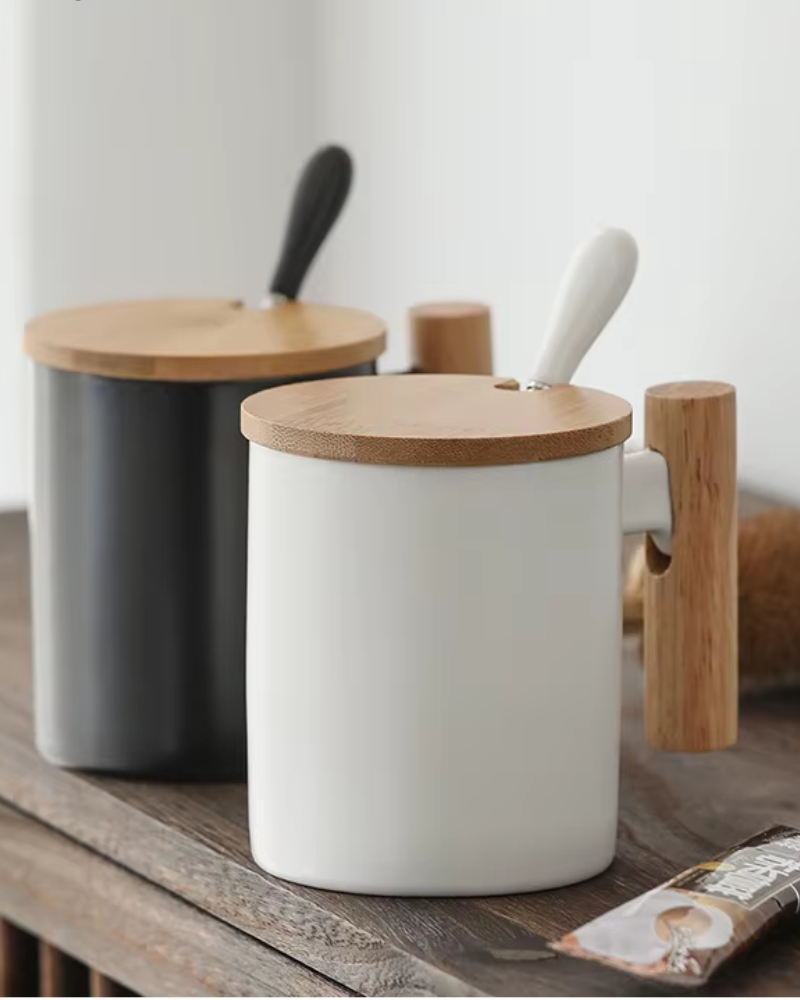 Nordic Mug with Spoon and Lid Black & White